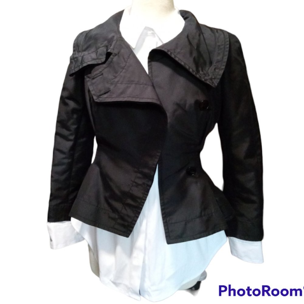 Vintage Giorgio Armani Short Black Jacket Small 4